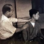 Okuyama Sensei performing Koho Shiatsu therapy with - Keibu no Shigeki 頚部の刺戟 (Stimulation of the Side of the Neck).
